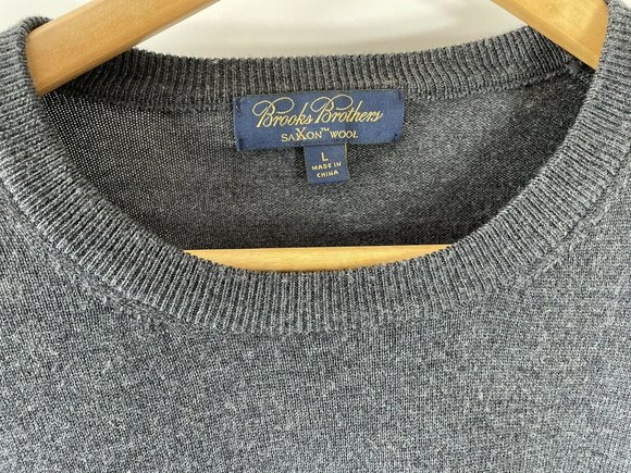 Brooks Brothers 100% Saxxon Wool Gray Crew Neck Thin Soft Sweater L - Picture 1 of 10